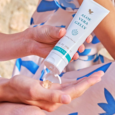 Here’s five benefits of Aloe Vera Gelly that’ll make this summer skin care and after sun product number one on your list.